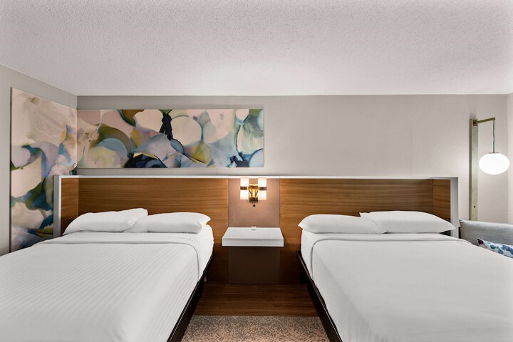 Wyndham Garden Ankeny / Des Moines