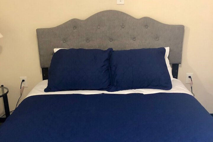 Room 11 of 31