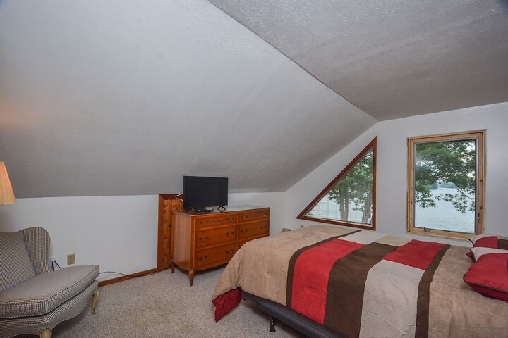 Room 12 of 29