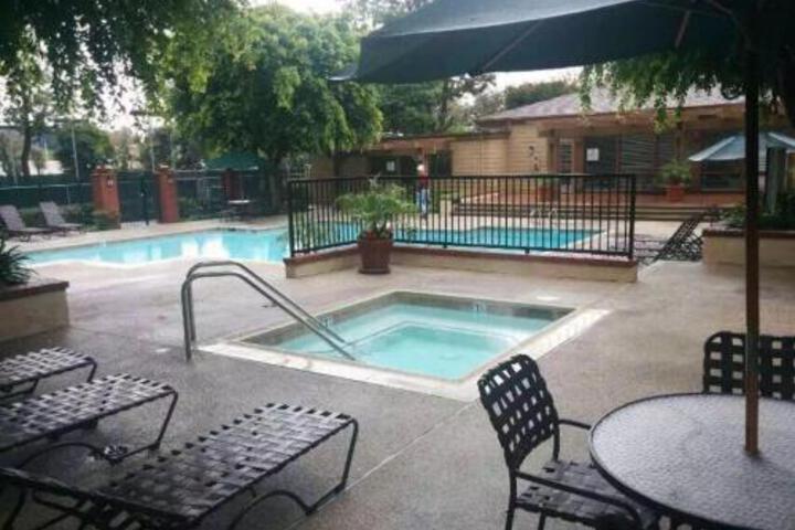 Rowland Heights Herly Apartment