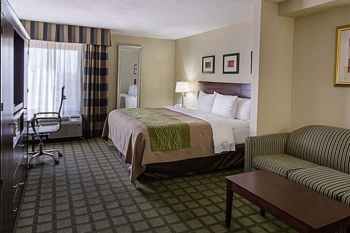 Comfort Inn & Suites Southwest Fwy at Westpark