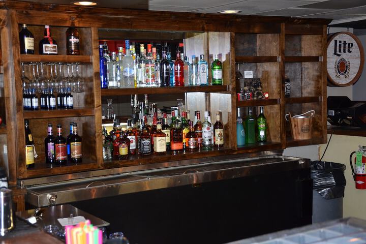 Lounge 96 of 118