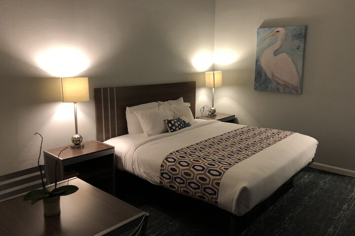Room 27 of 29