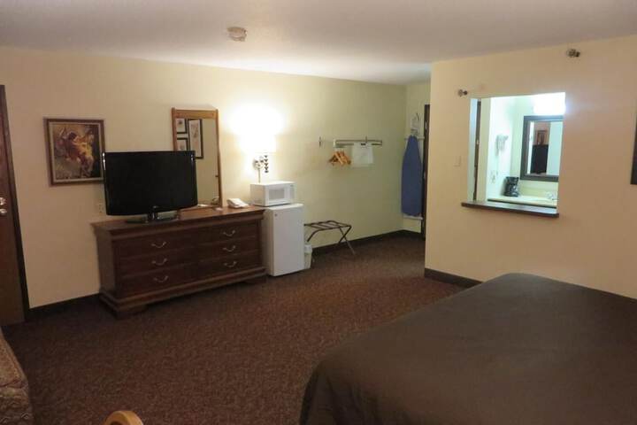 Room 44 of 51