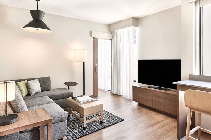 Hyatt Place Phoenix / Downtown