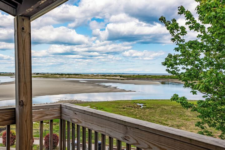 Aspinquid Resort