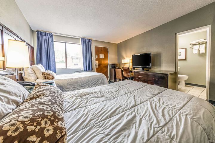 Room 6 of 22