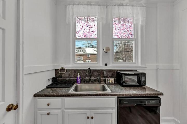 The Victorian on South Park - Sleeps 6