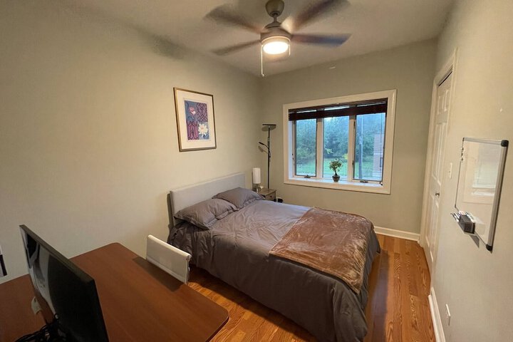 Feel Cozy at Home in Cio a Clean Bright Welcoming Private Updated Room