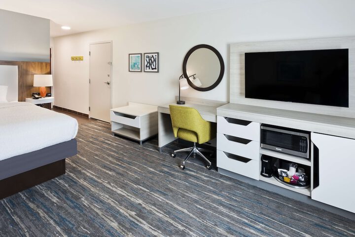 Hampton Inn & Suites Phenix City- Columbus Area