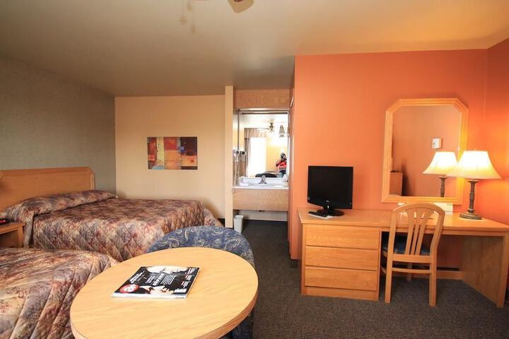Room 18 of 36