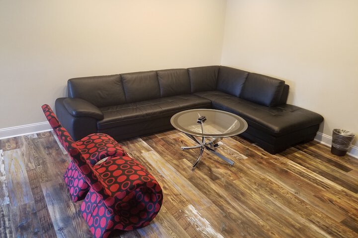 Room 27 of 51