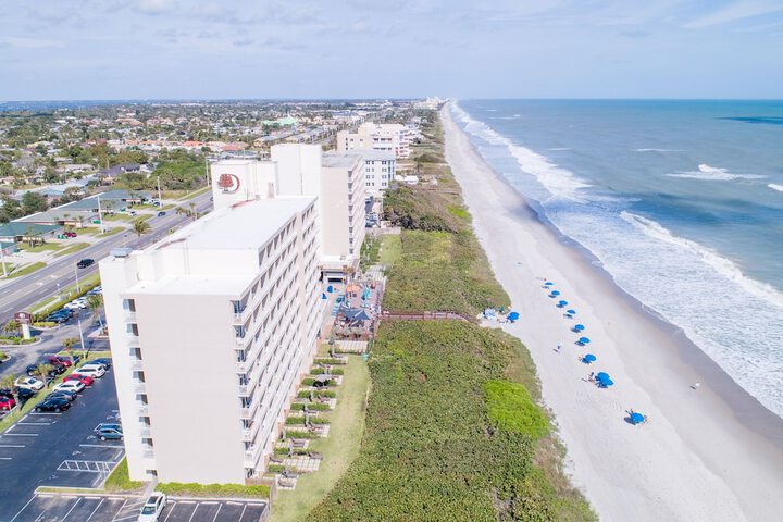 Hotel 4 of 102