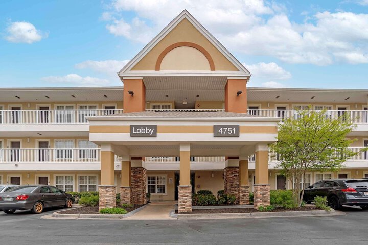 Hotel 2 of 24