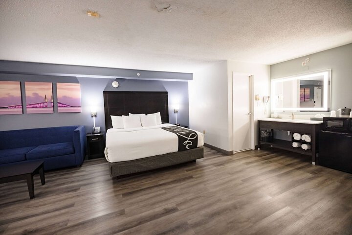 Room 43 of 56