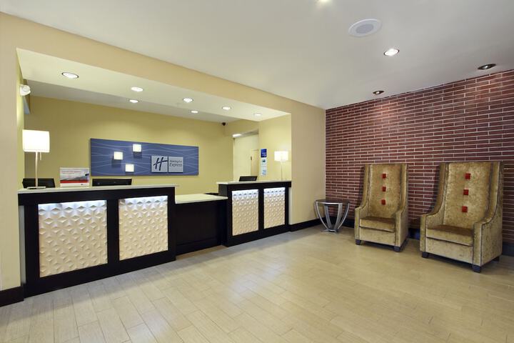 Hotel 3 of 27