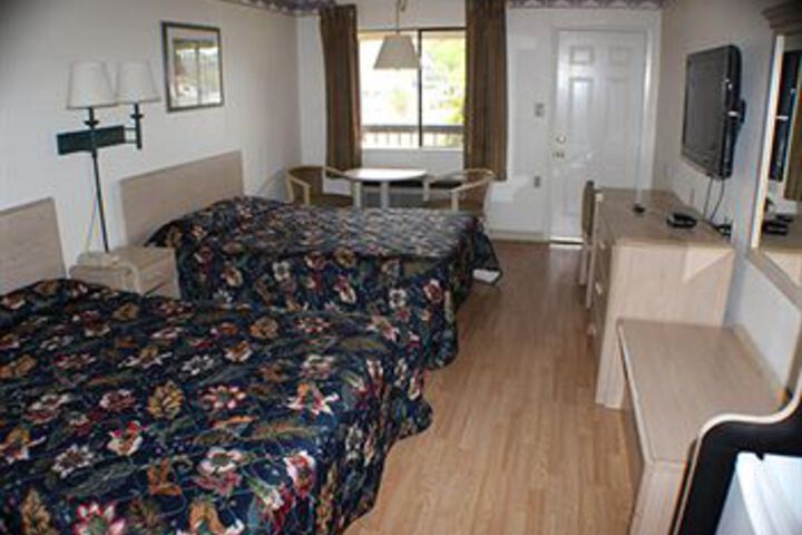 Bandera Lodge