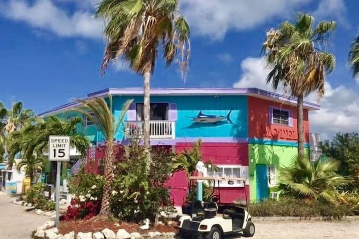 Hotel 5 of 51