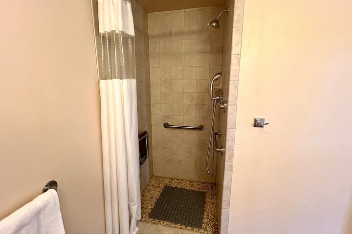 Room 42 of 51