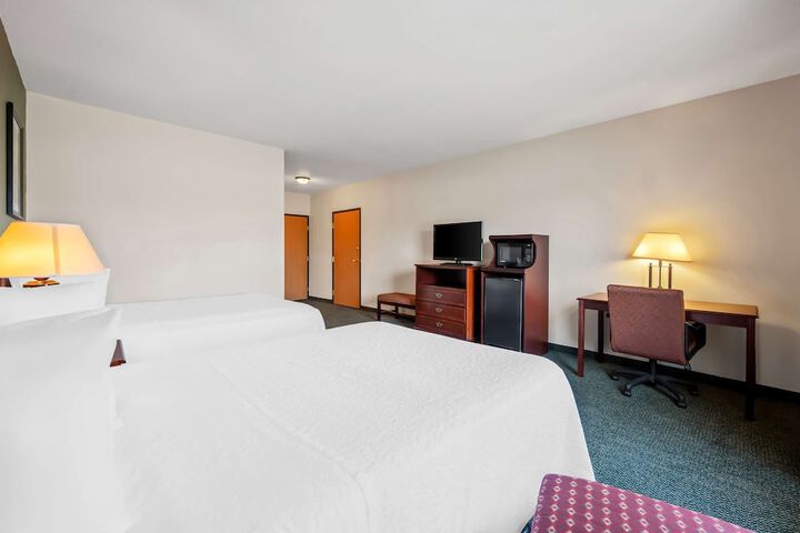 Room 19 of 35