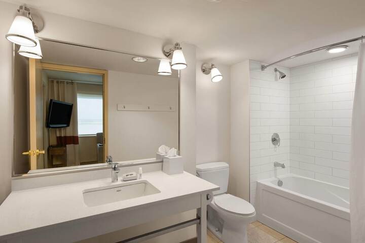 Lakeview Signature Trademark Collection by Wyndham