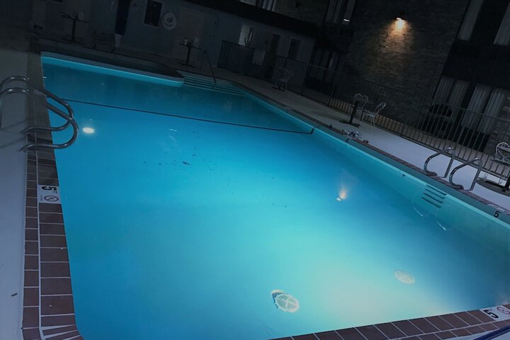 Pool 4 of 19