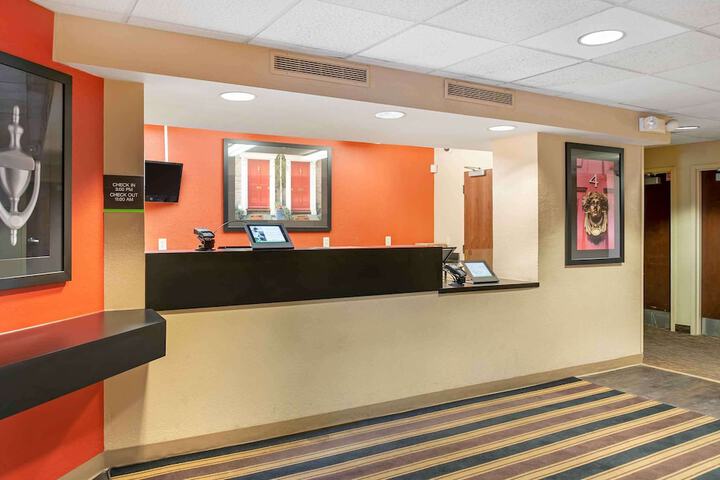Extended Stay America Select Suites Detroit Farmington Hills
