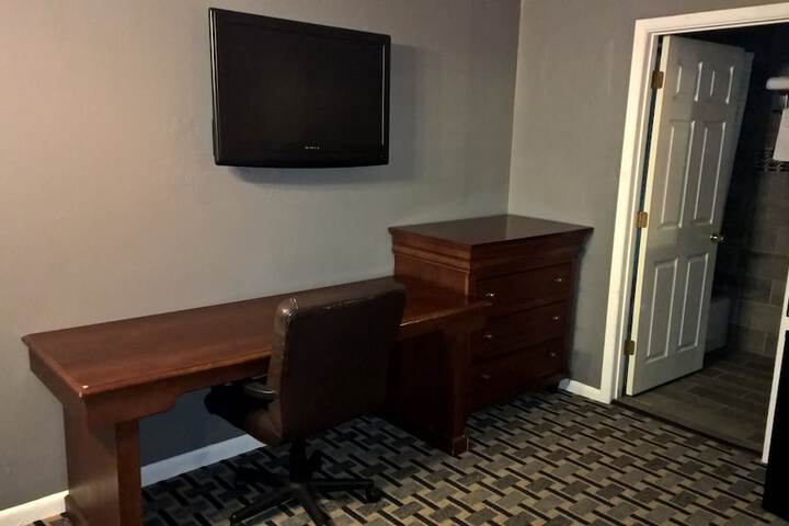 Economy Inn Motel