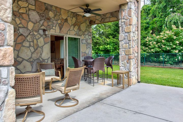Terrace/Patio 13 of 25