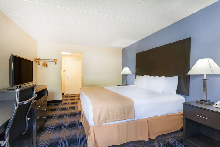 Room 20 of 27