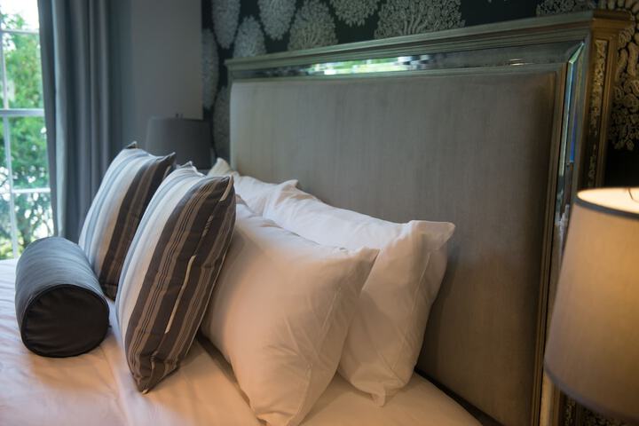 Room 15 of 62