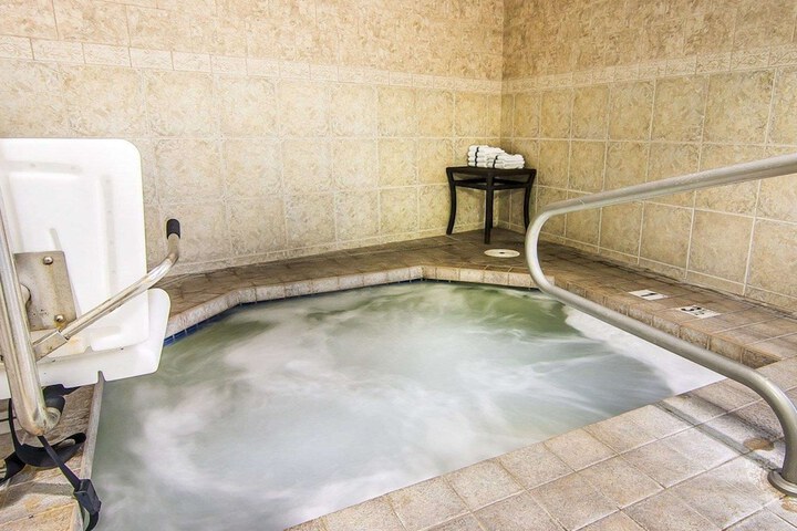 Pool 5 of 45