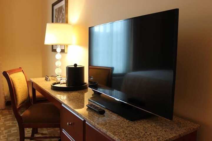 Room 9 of 23