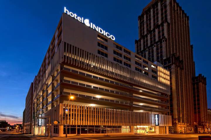 Hotel 4 of 58