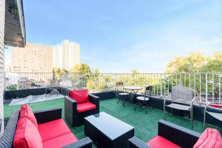 Skyline 3BR 20 MIN to T Square #2
