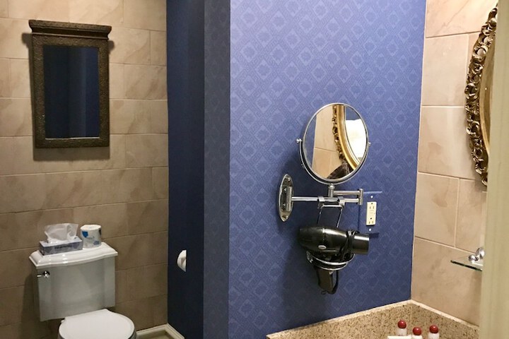 Room 59 of 94