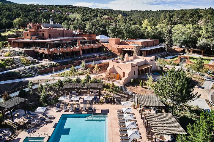 Bishops Lodge Auberge Collection