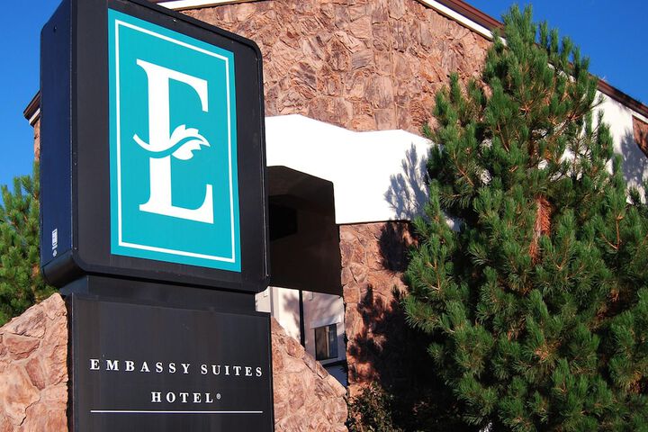 Embassy Suites by Hilton Flagstaff