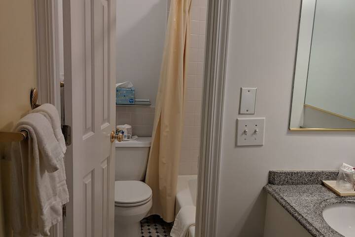 Room 141 of 239
