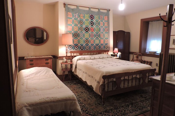 Room 7 of 11