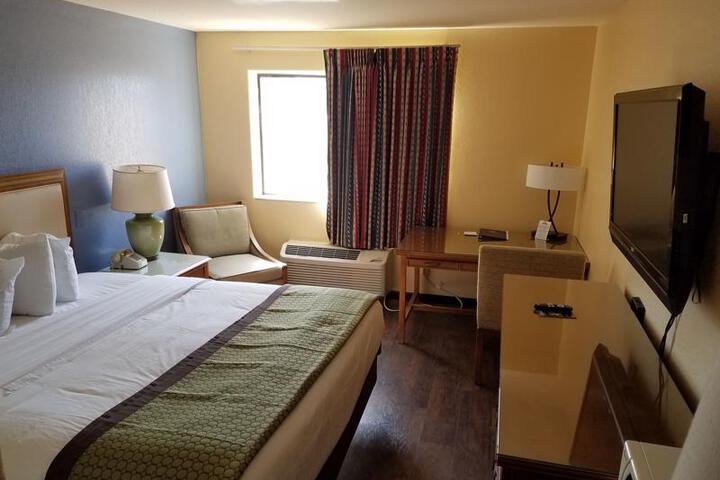 DAYS INN BENSON
