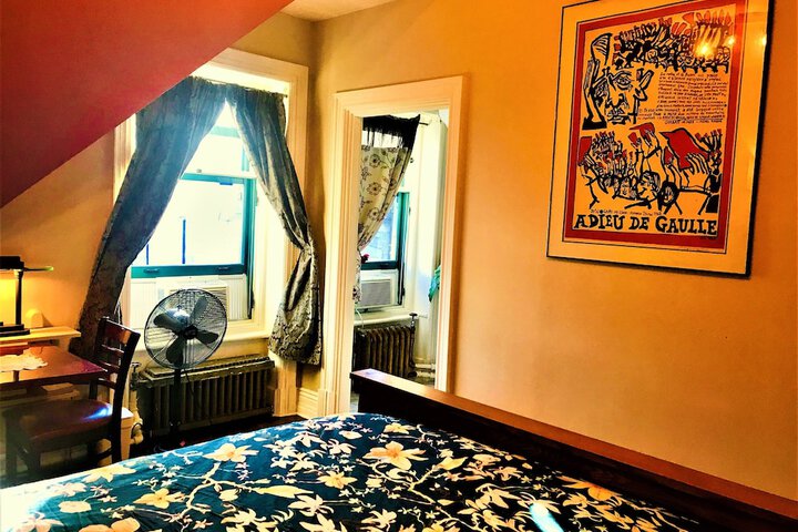 Room 30 of 49