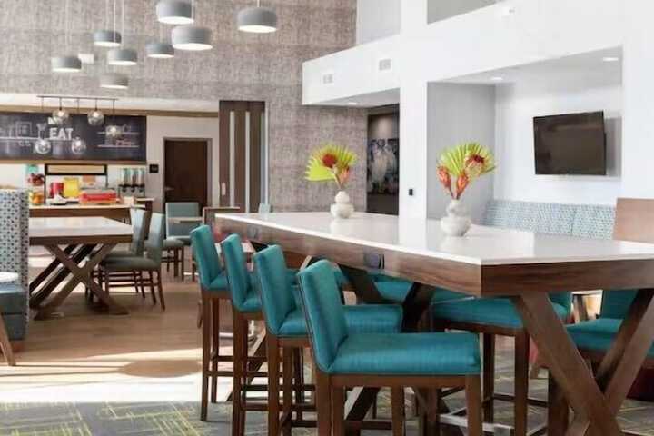 Hampton Inn & Suites Maui North Shore