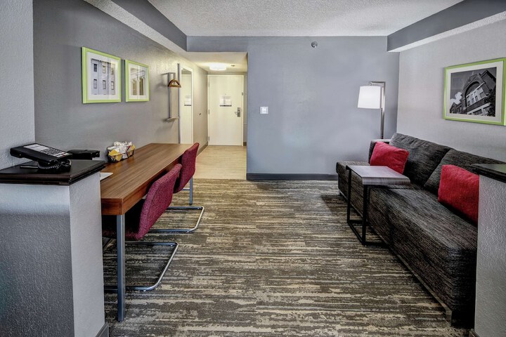 Room 15 of 24