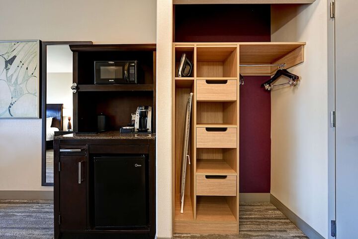 Room 41 of 70