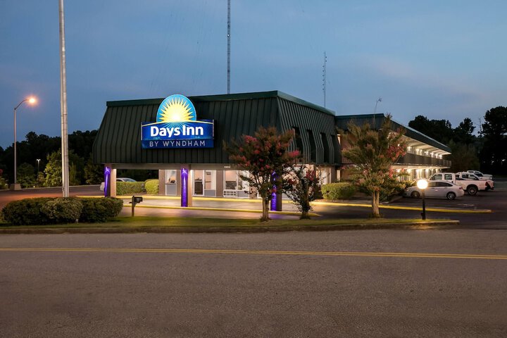 Days Inn by Wyndham Seneca / Clemson Area