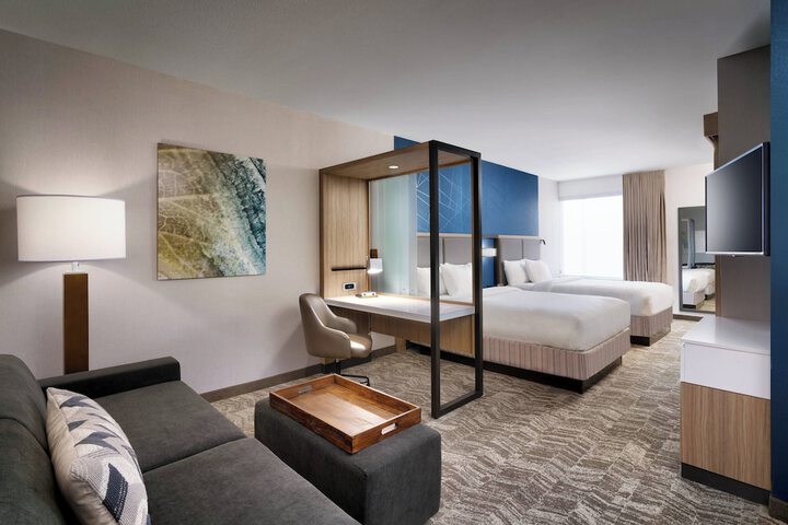 Room 20 of 28