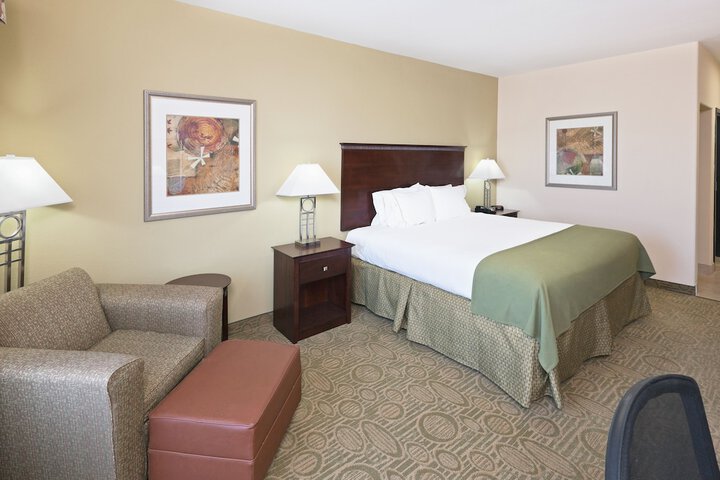 Room 13 of 41
