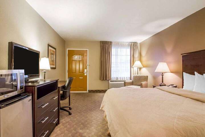 QUALITY INN AND SUITES