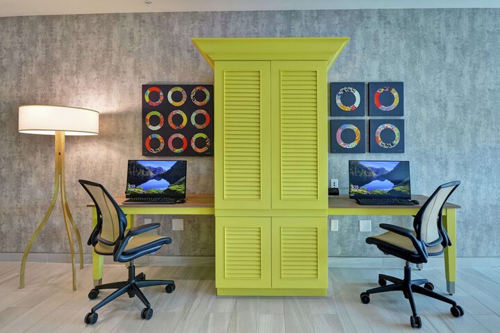 Home2 Suites by Hilton Jacksonville-South / St. Johns Town Ctr